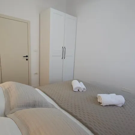 Viktoria Апартаменты Пула