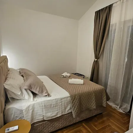 Viktoria Apartman