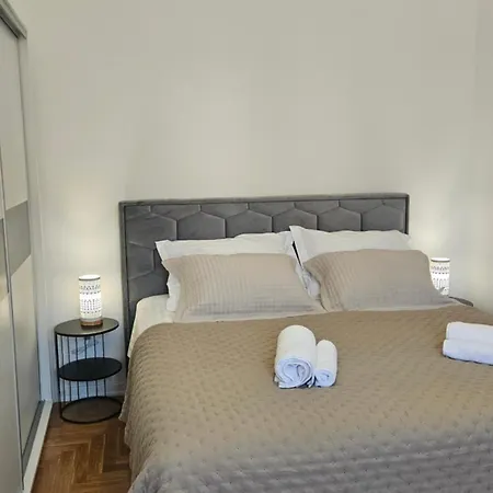 Viktoria Апартаменты Пула